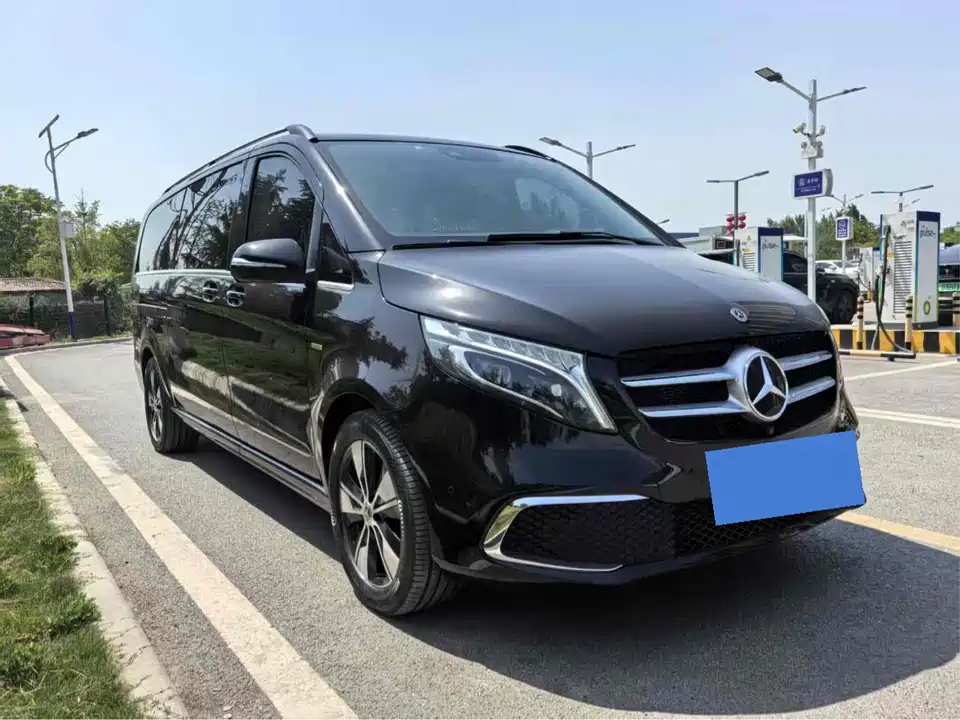 Mercedes-Benz V-class
