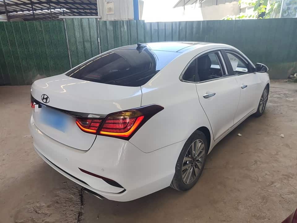 Hyundai Name picture