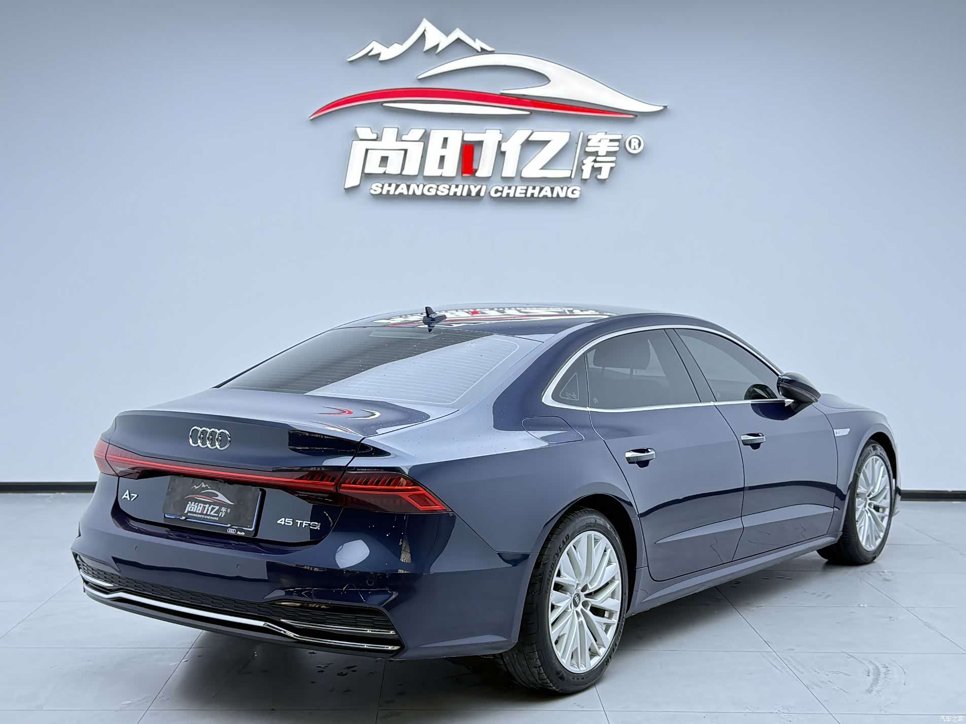 Audi A7L, 2024 4