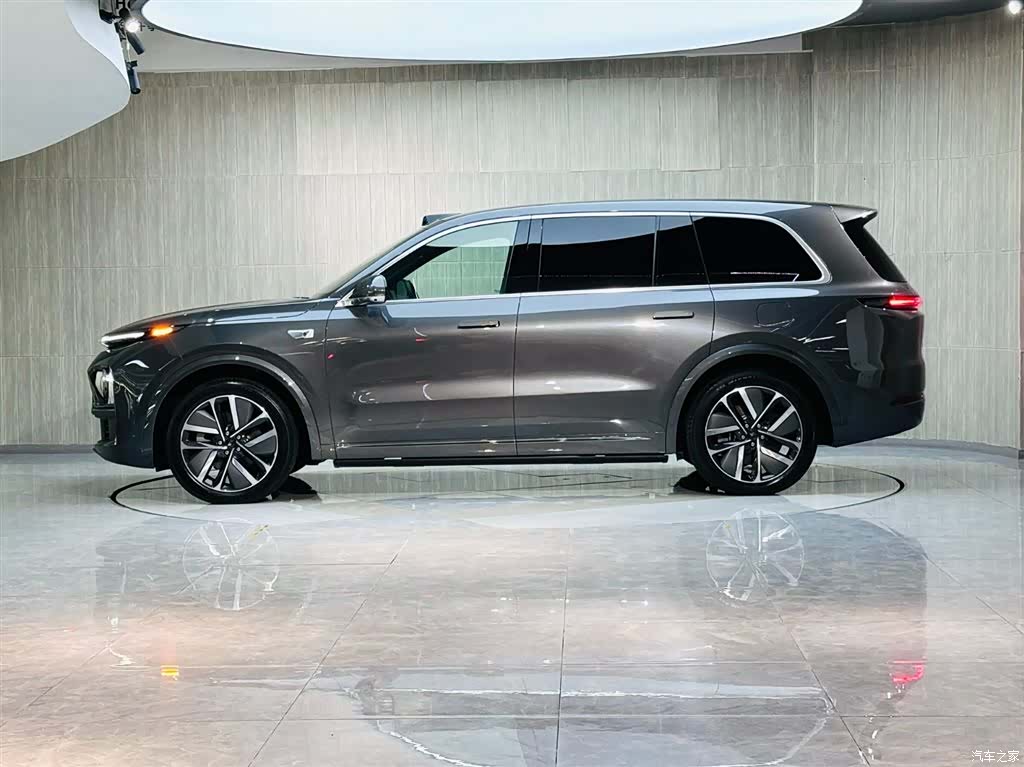 Li Auto L9, 2024 4
