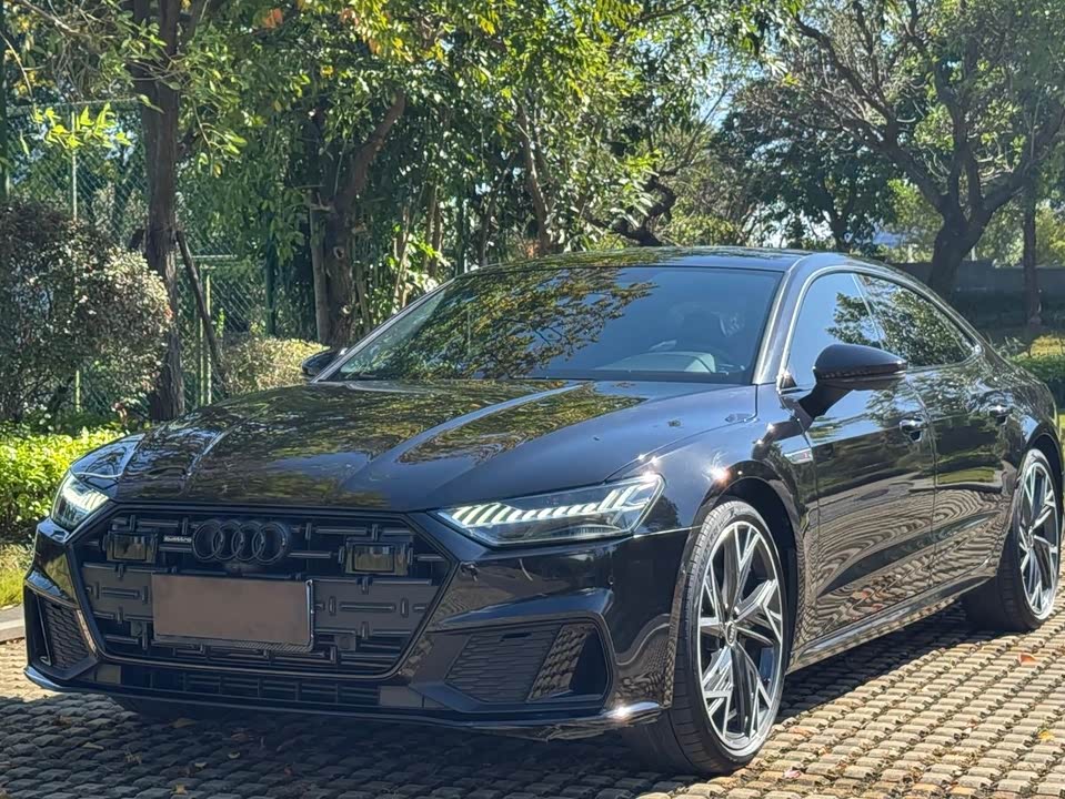 Audi A7L