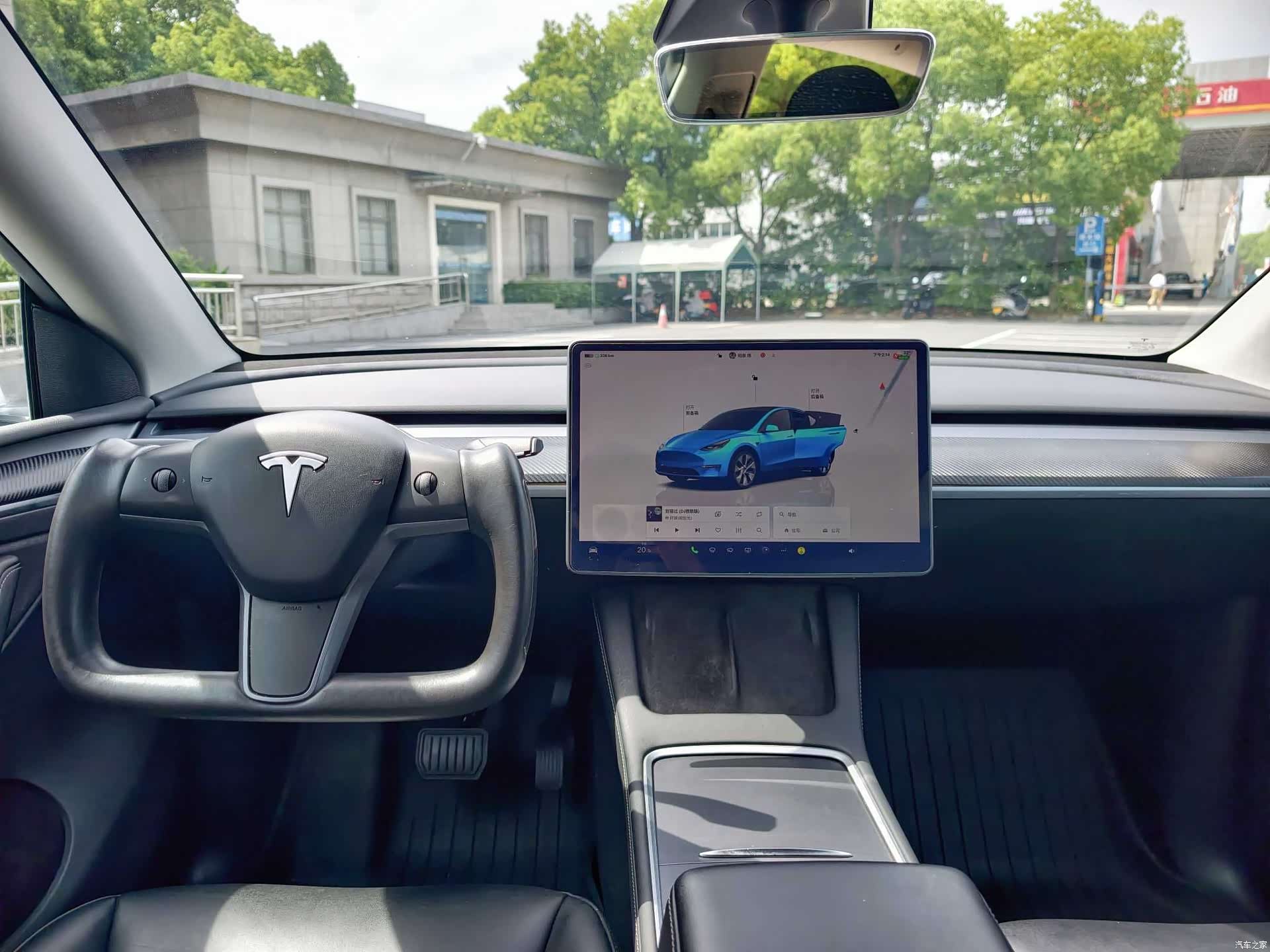 Tesla Model Y, 2022 12