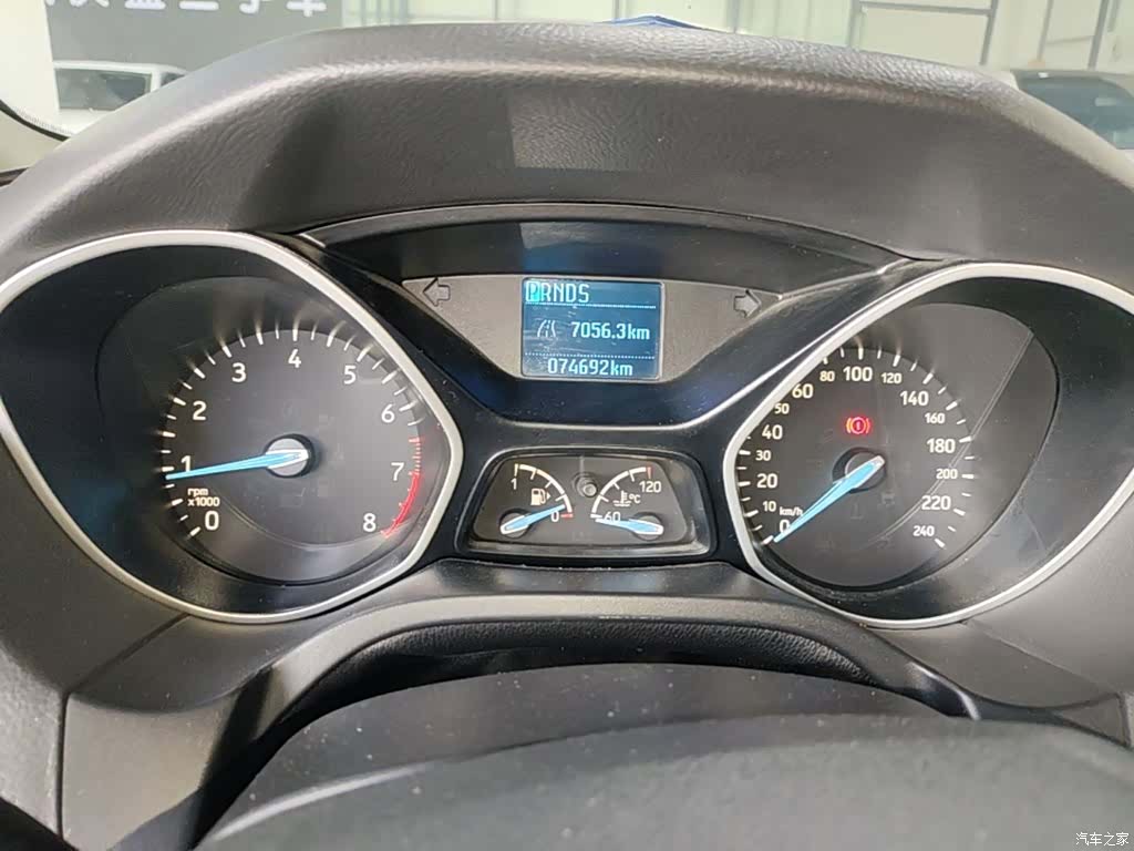 Ford Focus, 2018 12