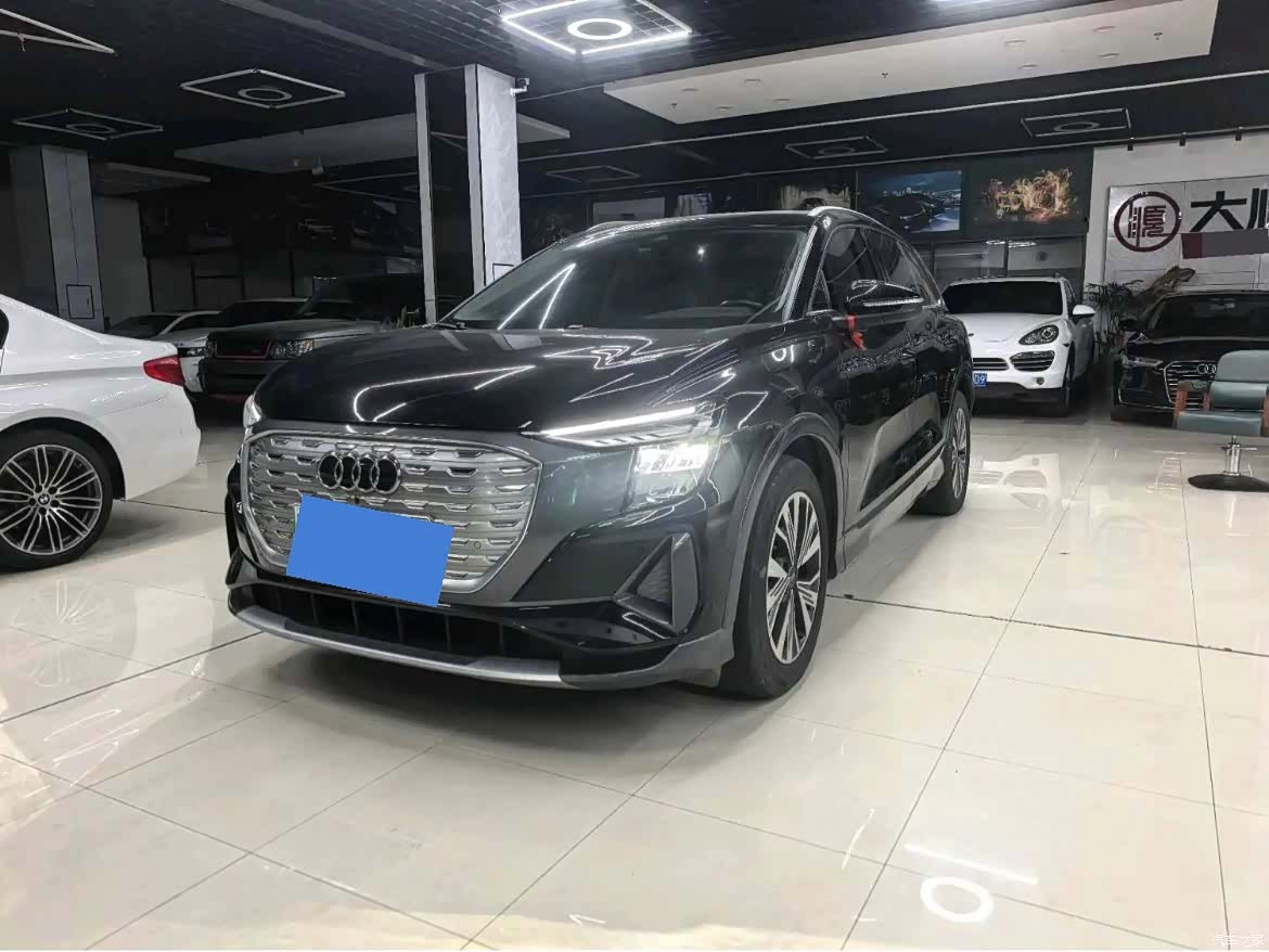 Audi Q5 e-tron, 2025 1