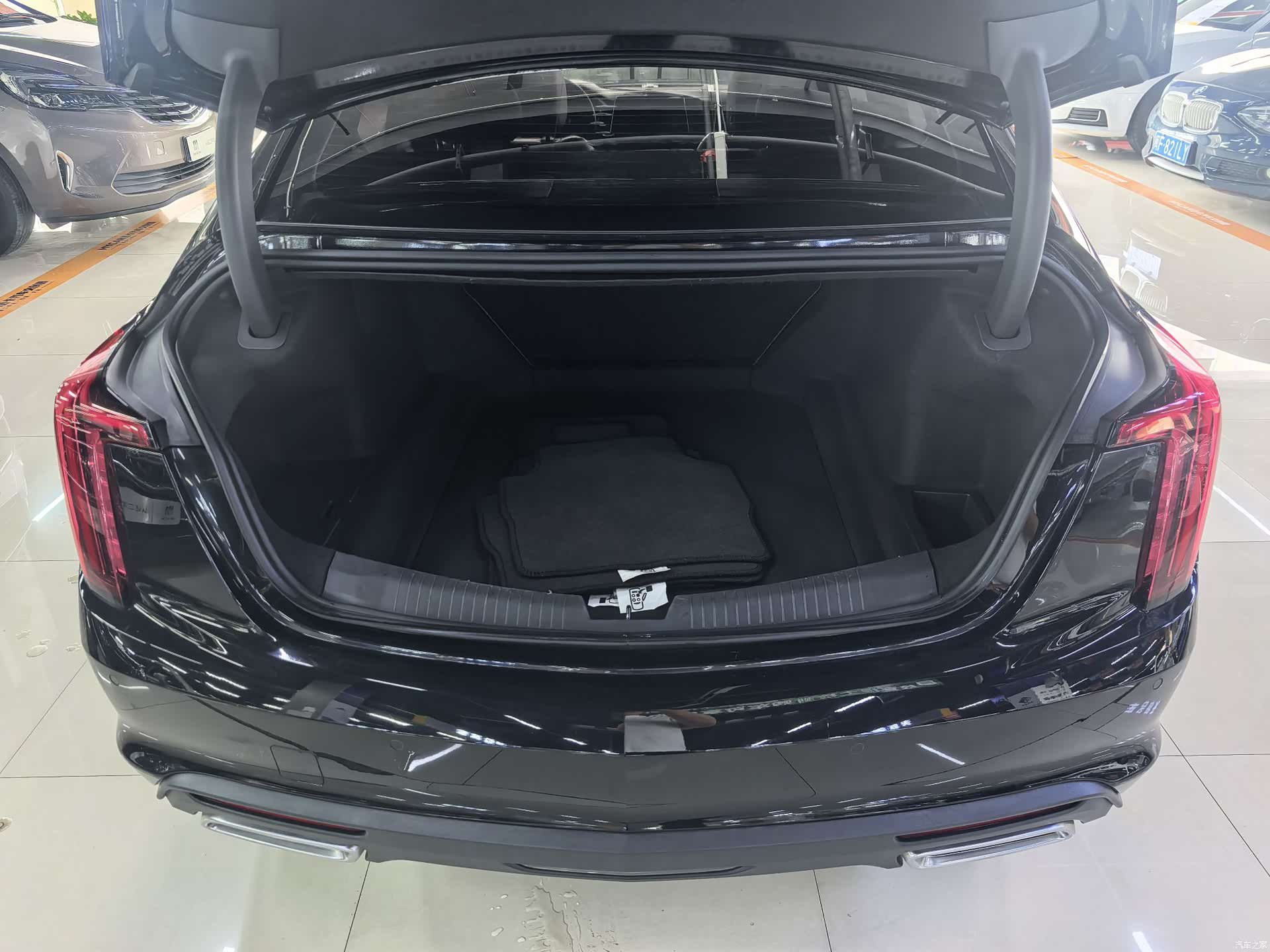 Cadillac CT5, 2023 18