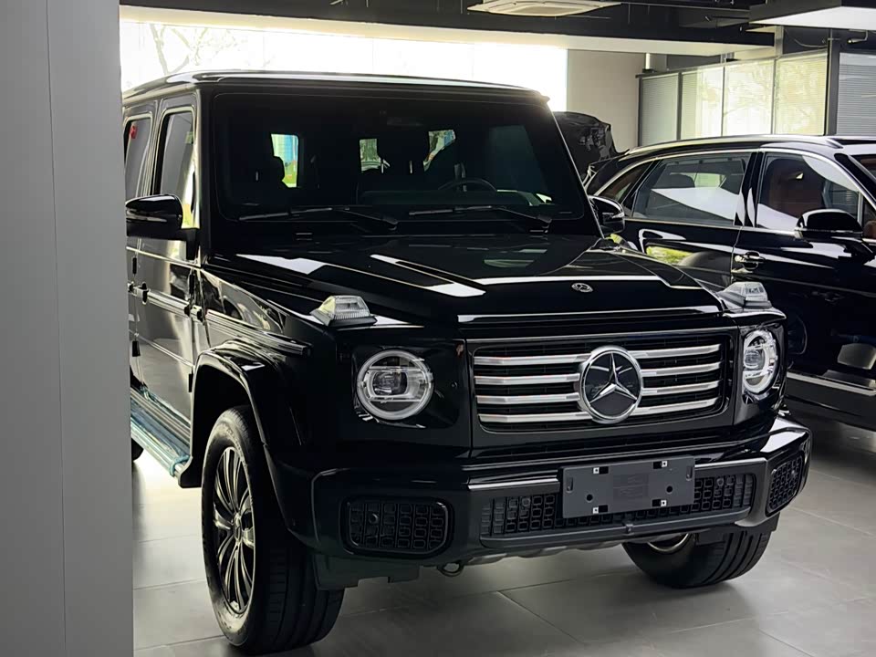 Mercedes-Benz G-class