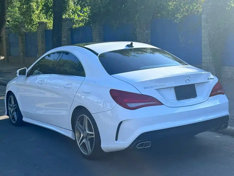 Mercedes-Benz CLA