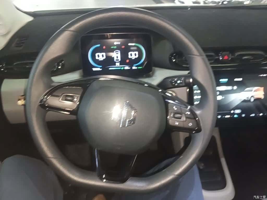 Leapmotor T03, 2022 11