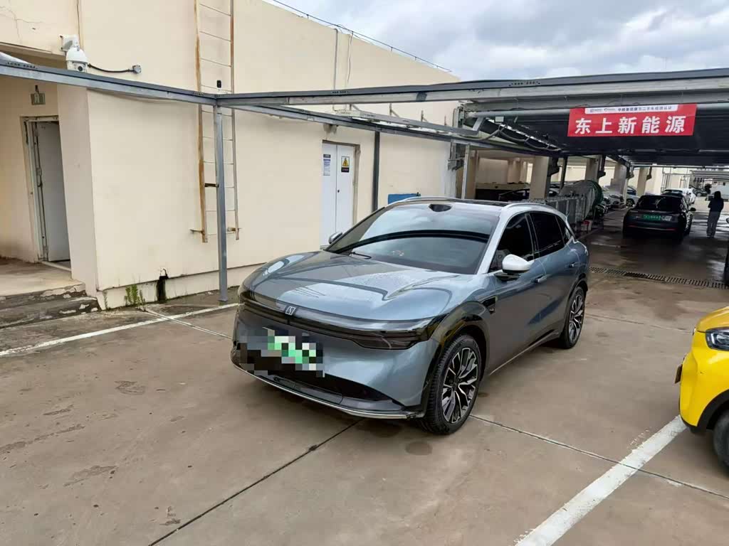 Zeekr 7X