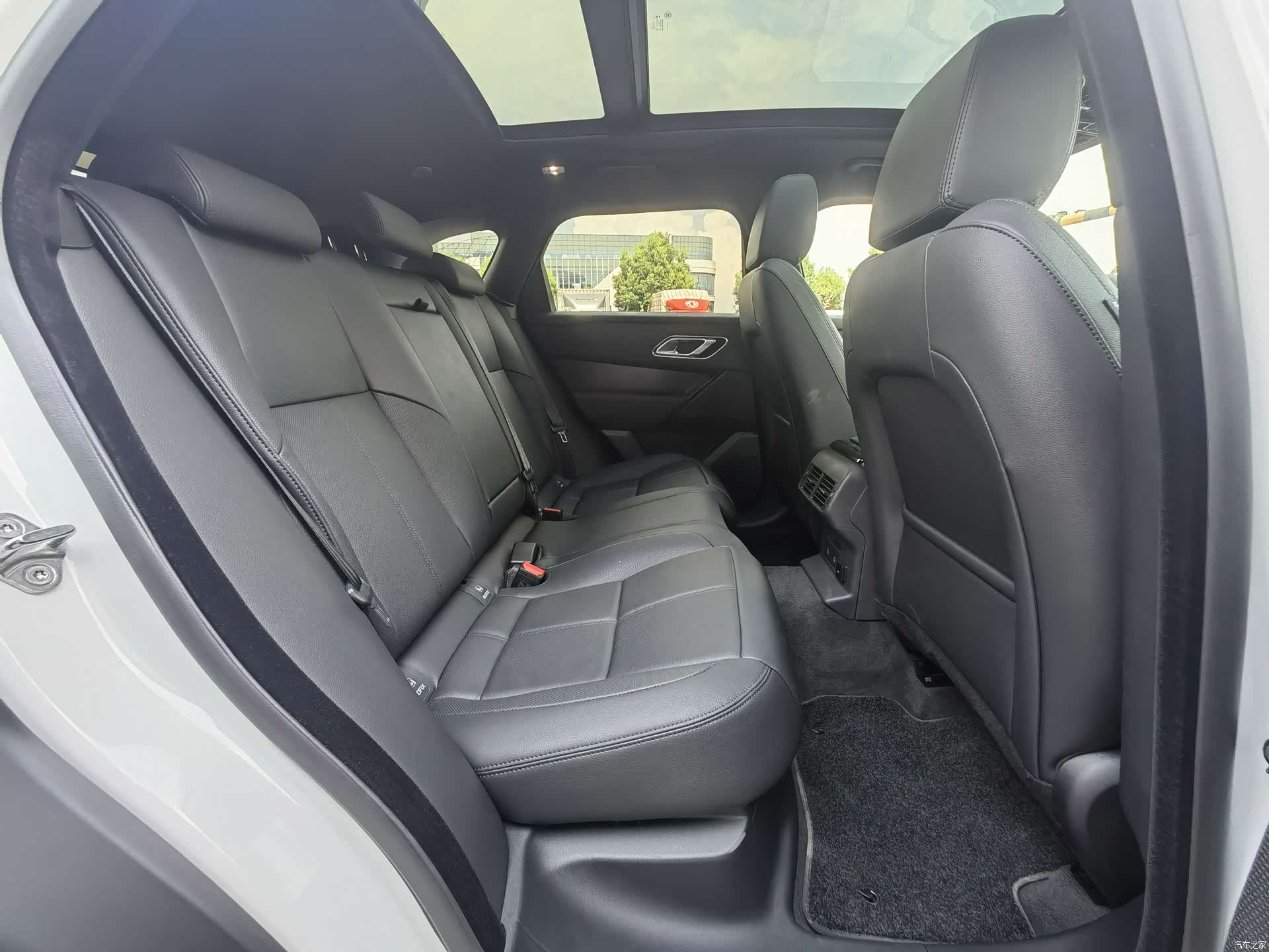 Land Rover Range Rover, 2026 9