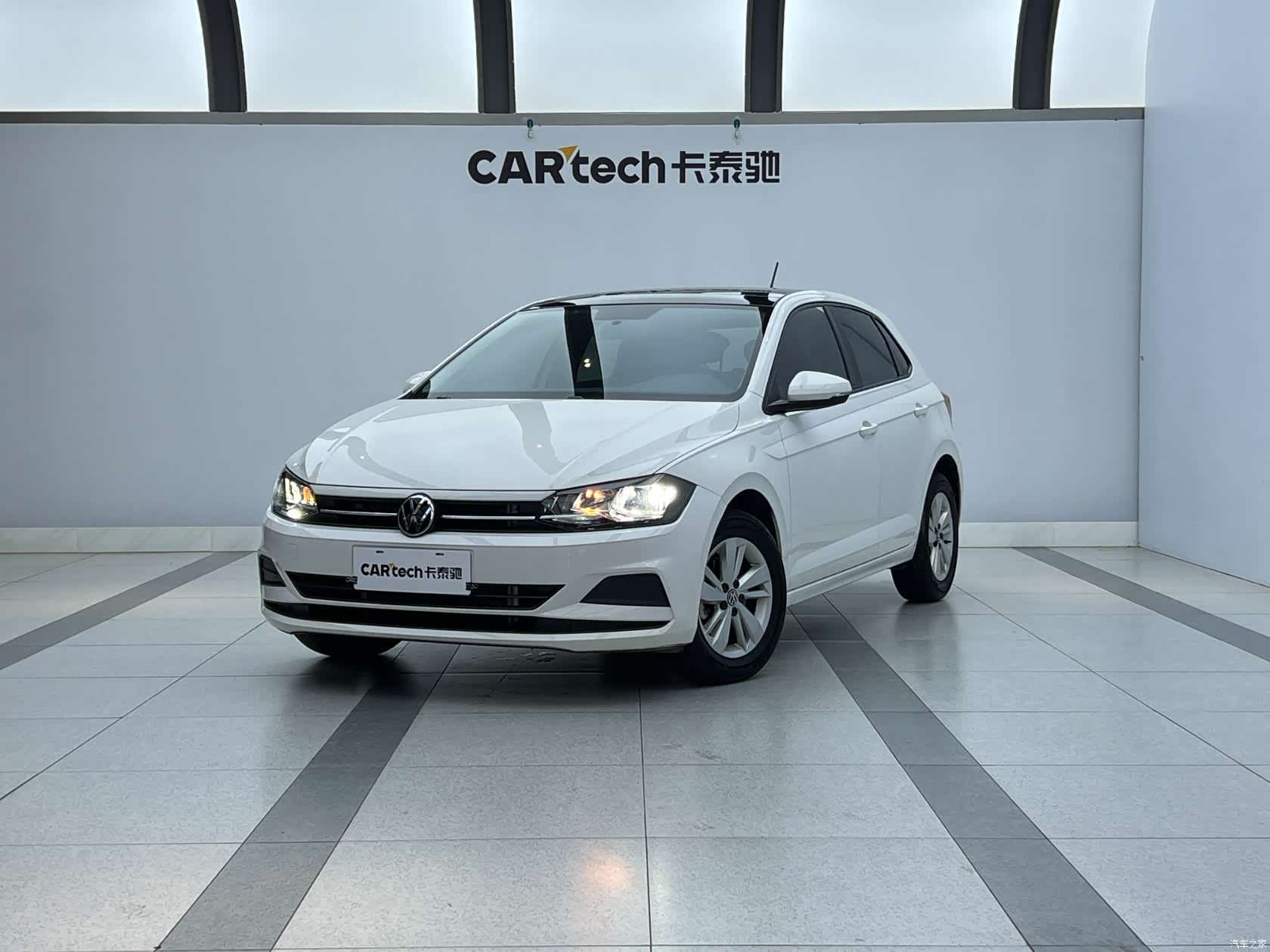 Volkswagen Polo, 2023 1