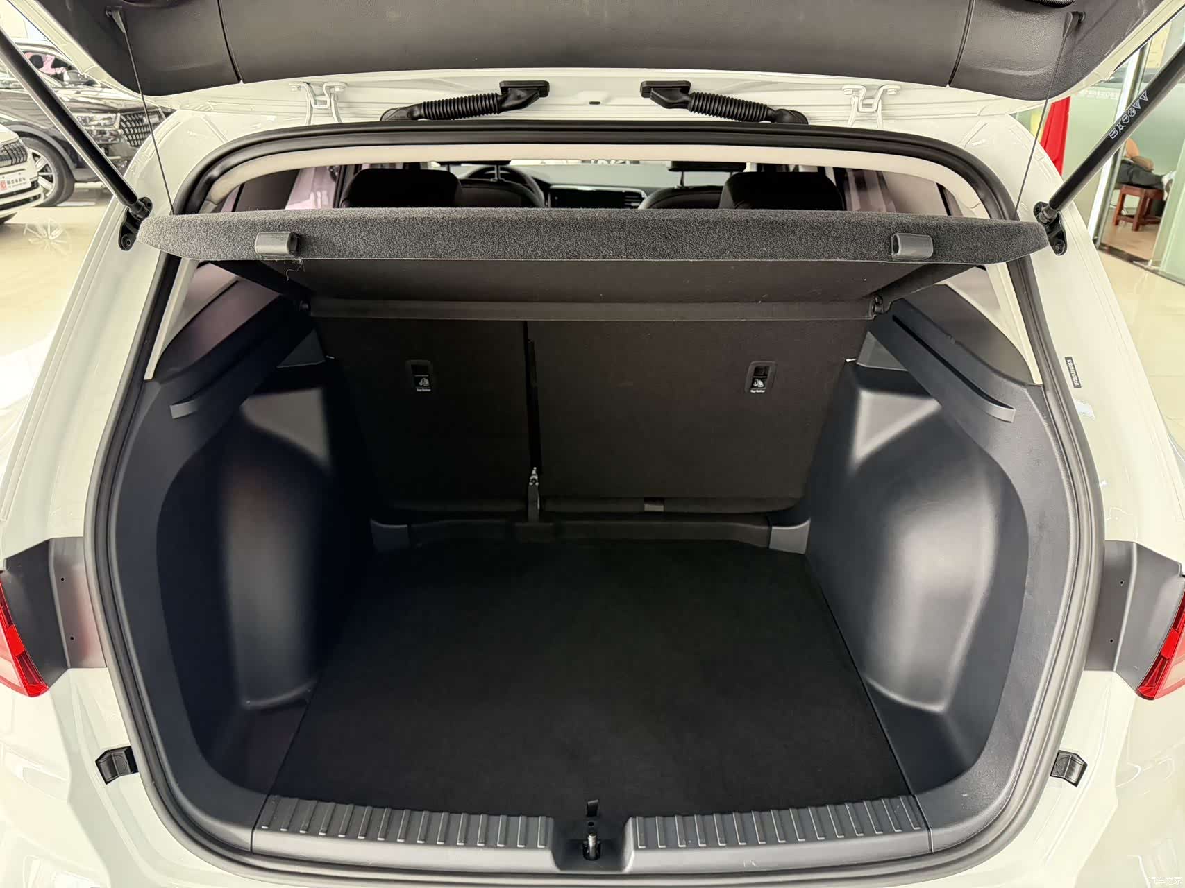Volkswagen VS7, 2022 12