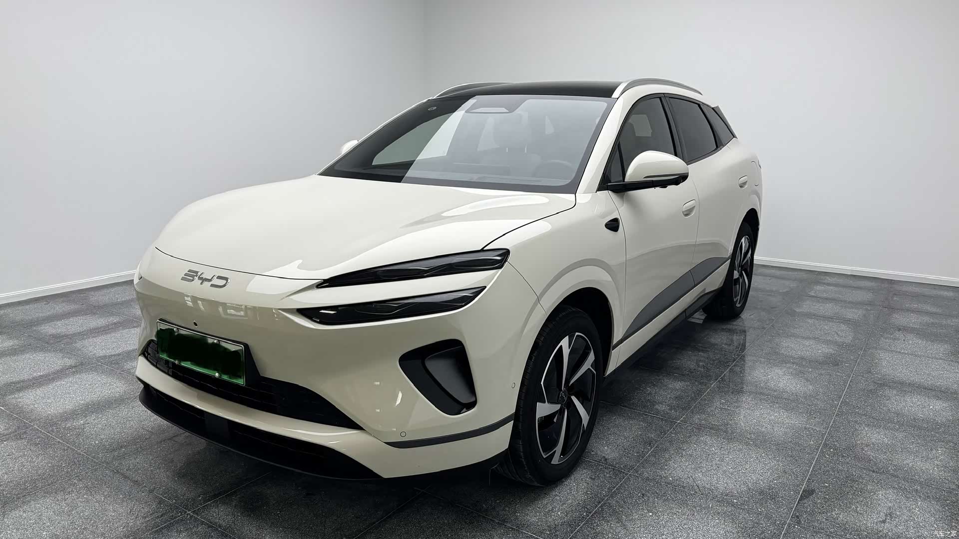 BYD HiAce, 2025 1