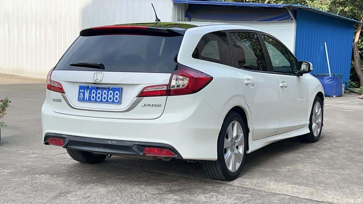 Honda Jade, 2015 9