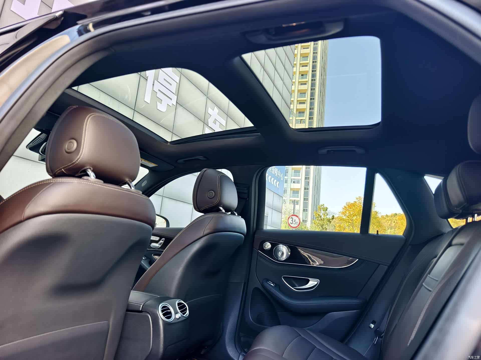 Mercedes-Benz GLC, 2018 14