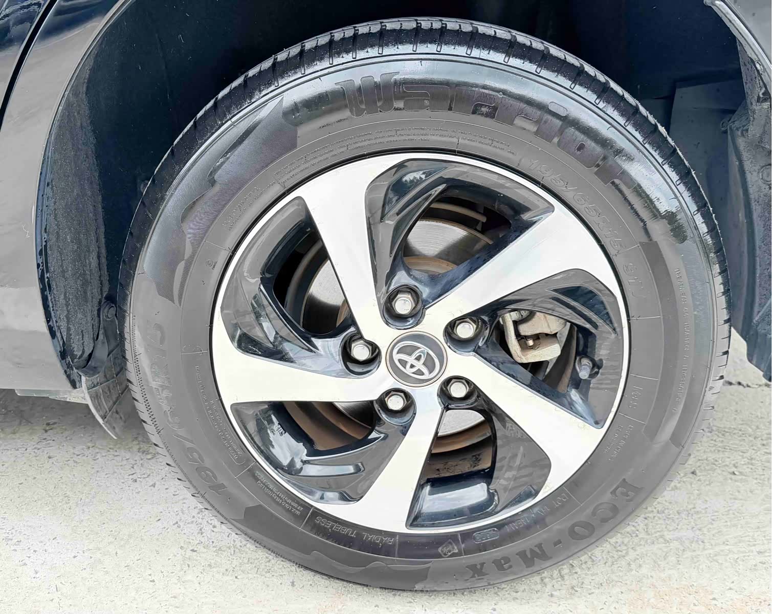 Toyota Levin, 2018 все фото