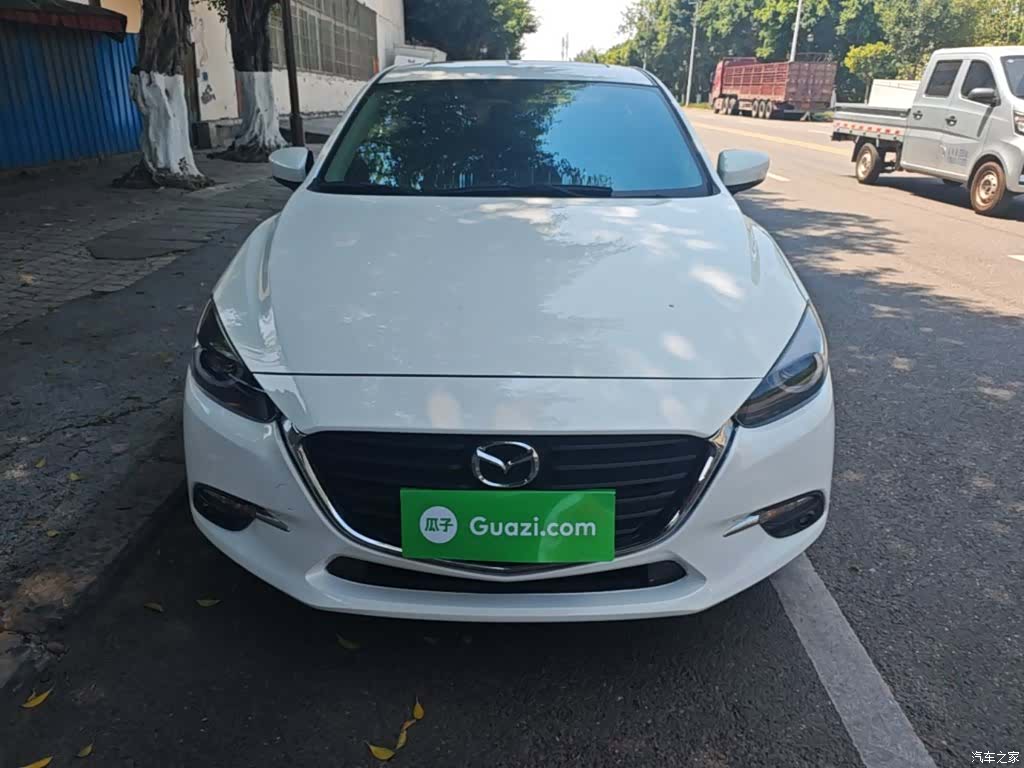 Mazda Mazda3, 2019 3