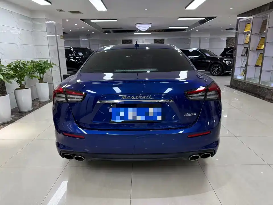 Maserati Ghibli