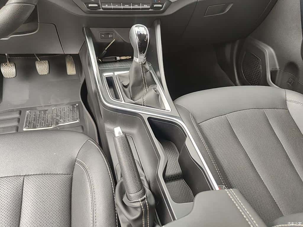 Geely X3, 2020 14