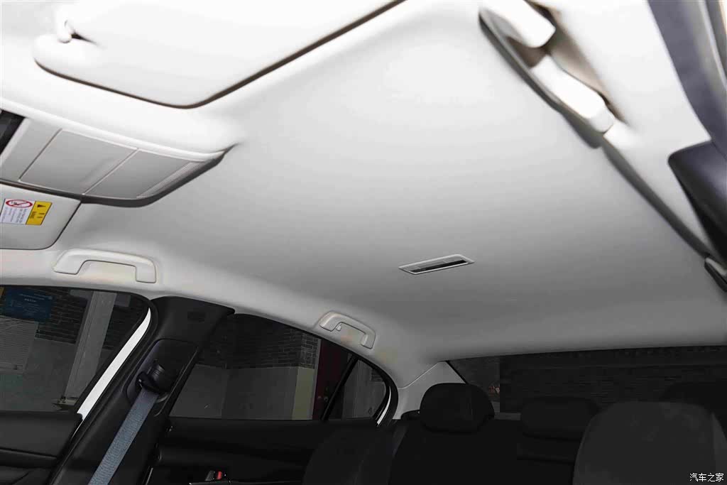 Mazda Mazda3, 2023 19