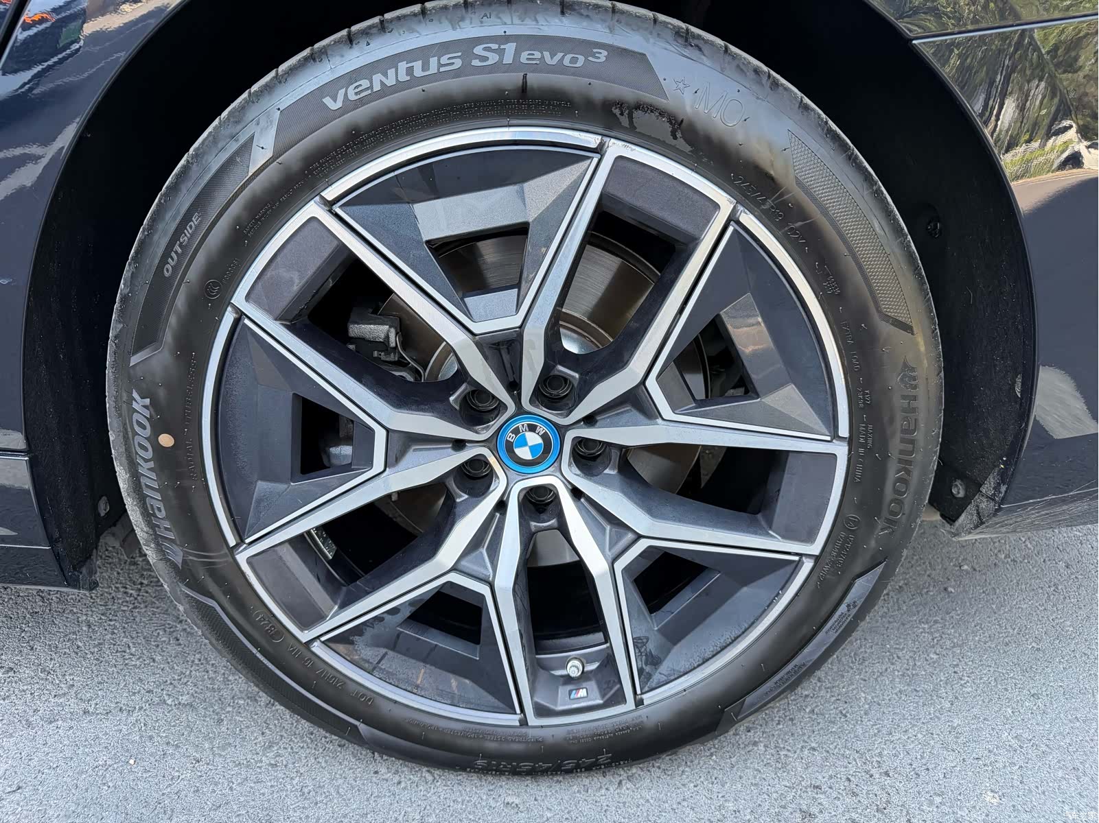 BMW i5, 2025 15
