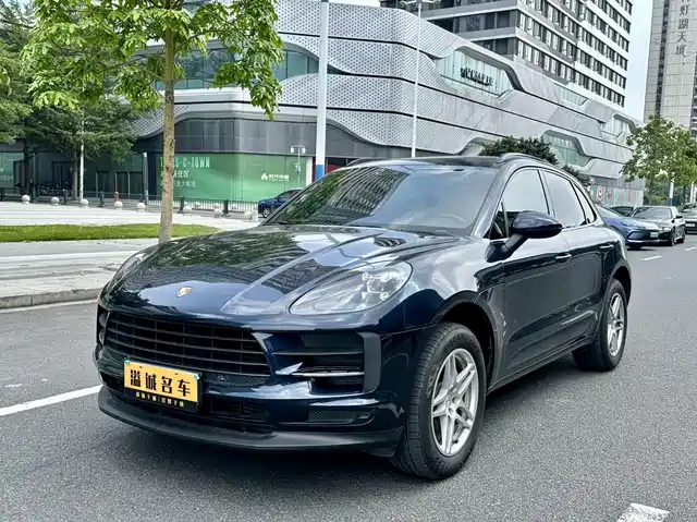 Porsche Macan 2021 — купить из Китая под заказ