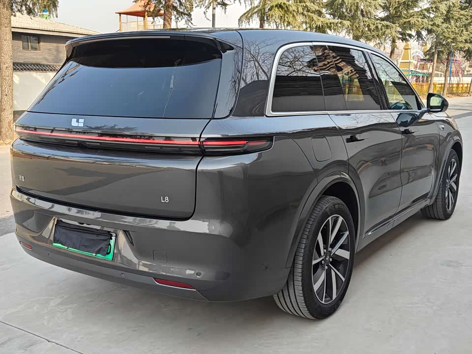 Li Auto Ideal L8