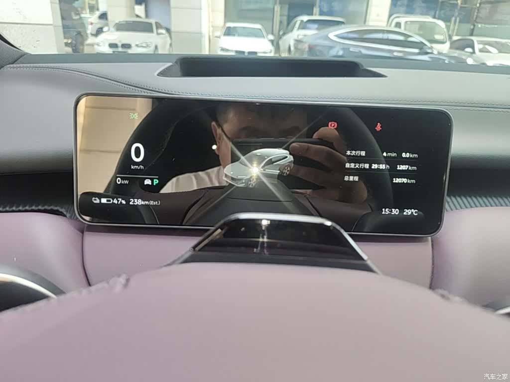 NIO ET5, 2025 12
