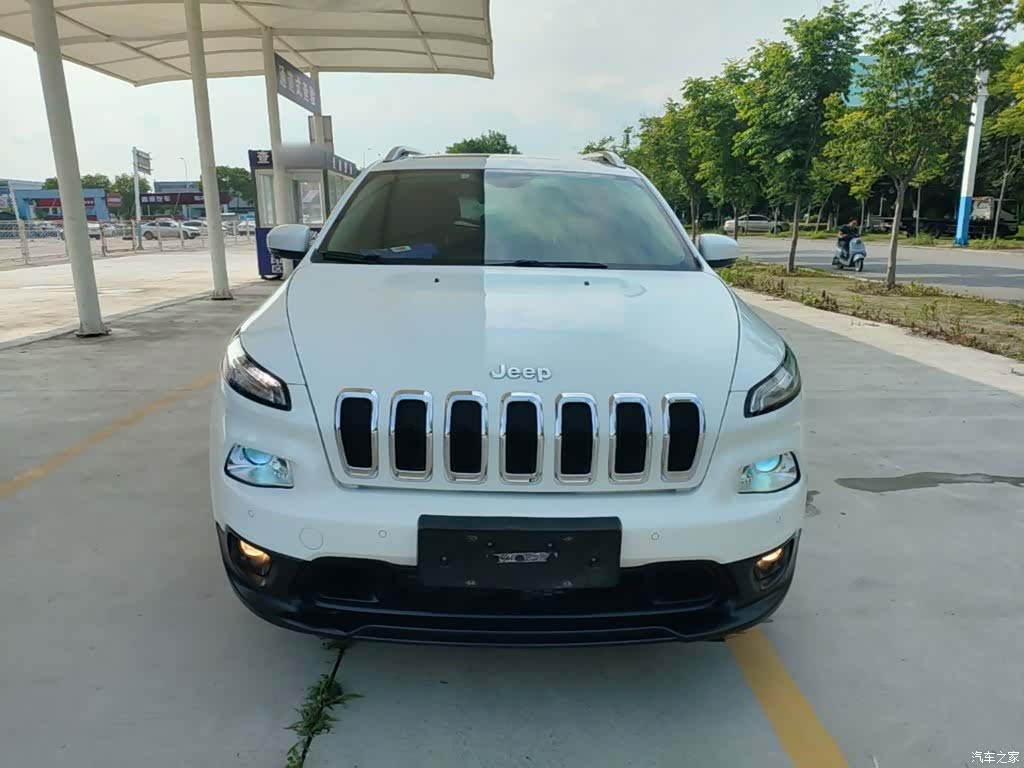 Jeep Cherokee, 2017 3