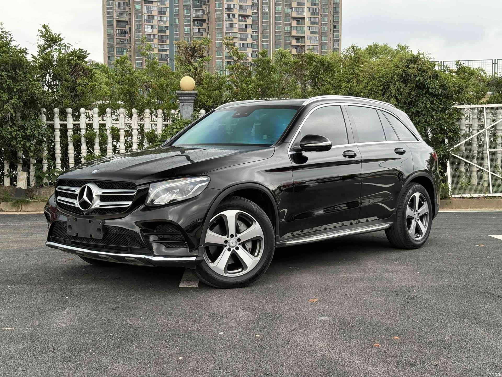 Mercedes-Benz GLC, 2016 1