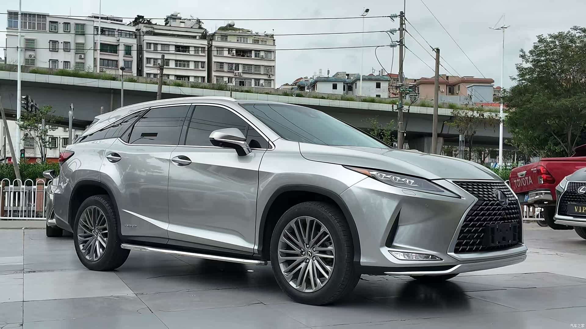 Lexus RX, 2021 3