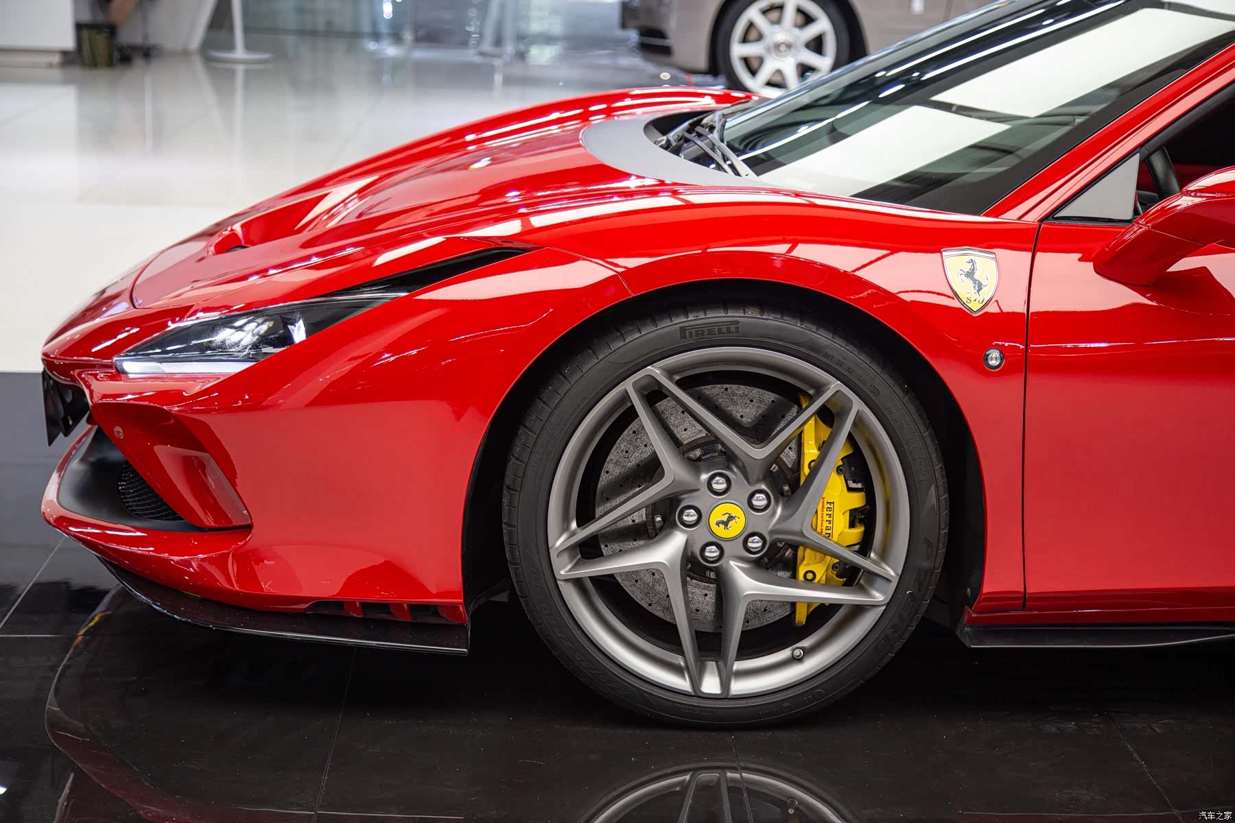 Ferrari F8, 2022 16