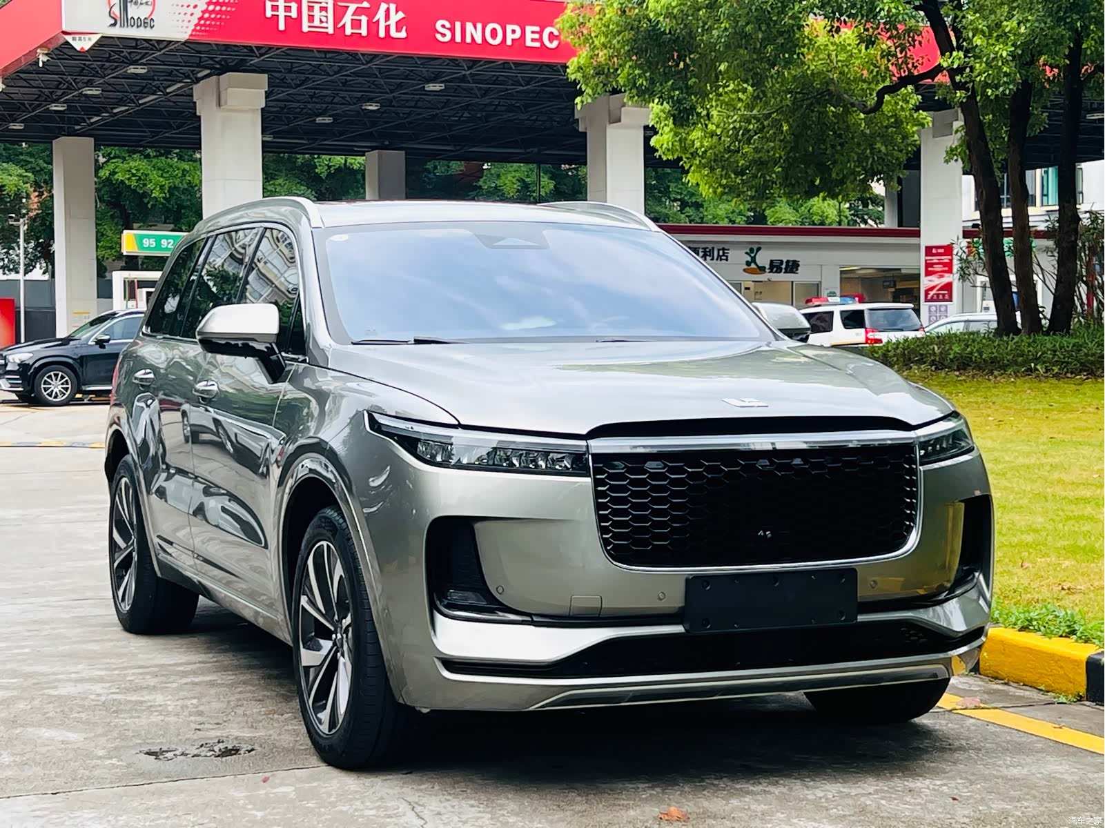 Li Auto ONE, 2022 3