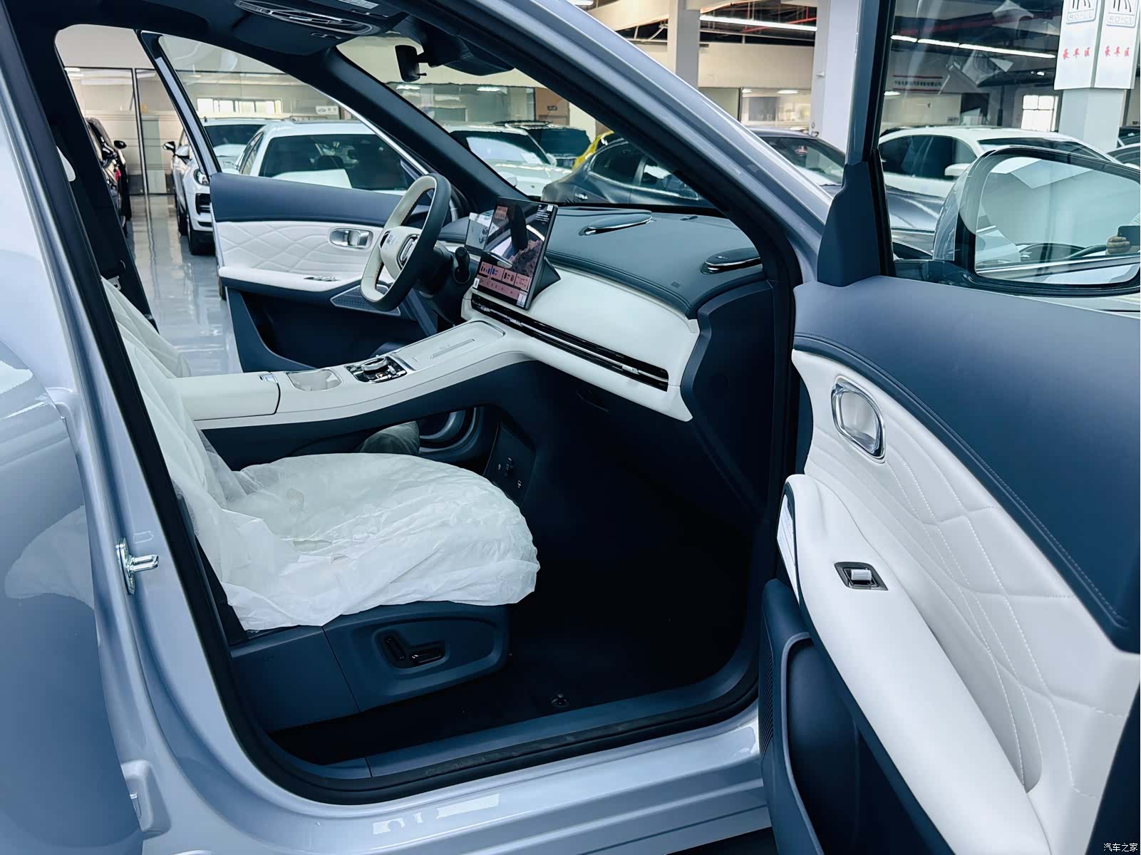 Geely 7, 2026 8
