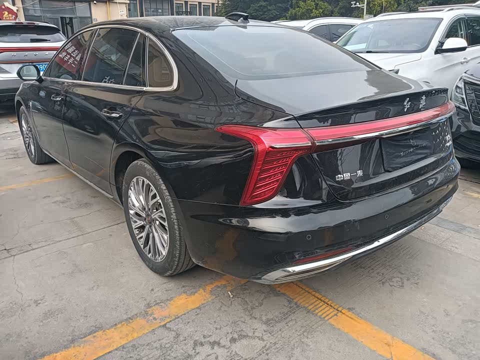 Hongqi H5