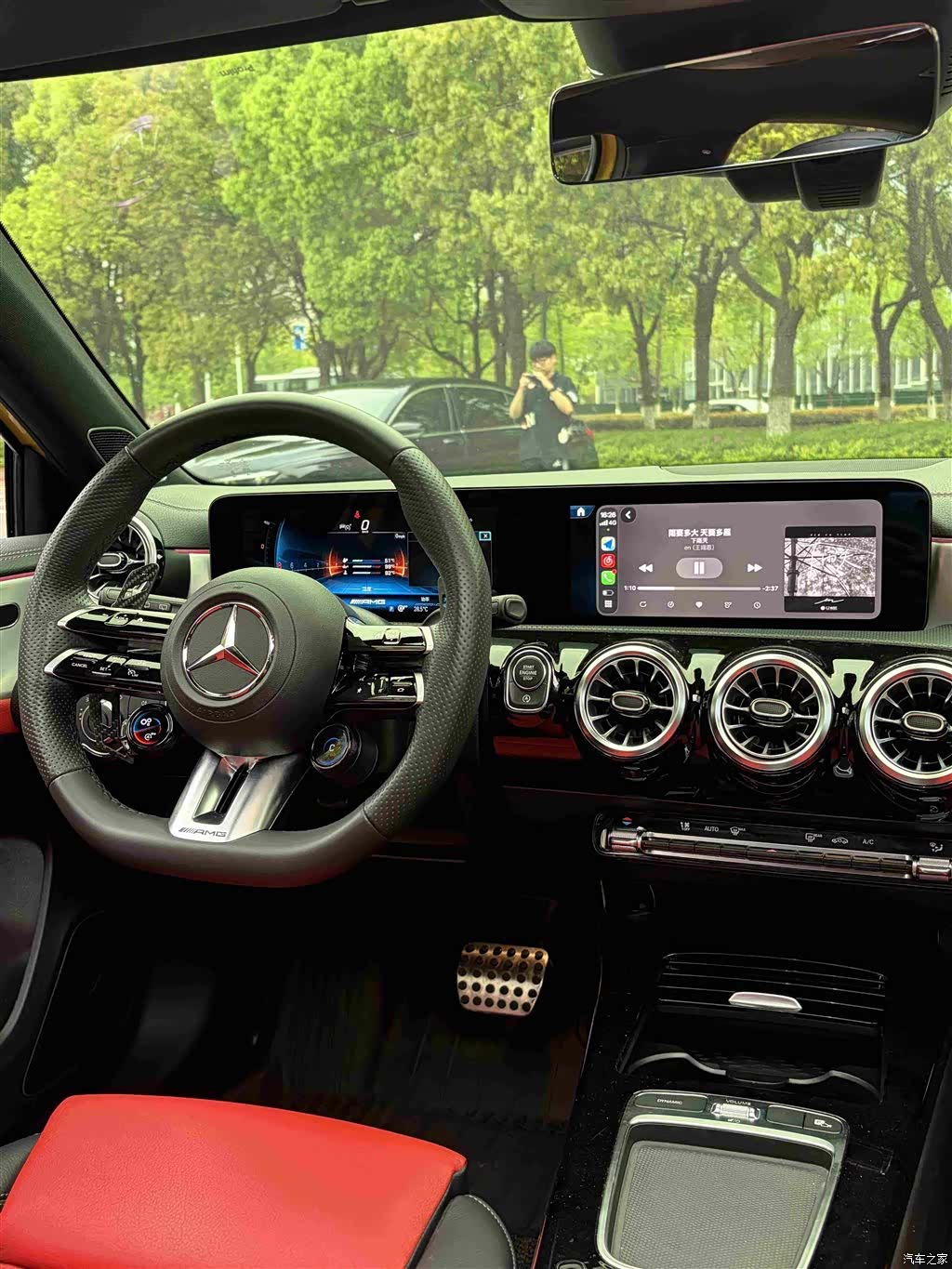 Mercedes-Benz A-Class, 2024 14