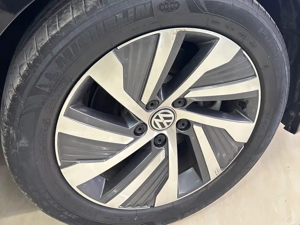 Volkswagen Magotan GTE