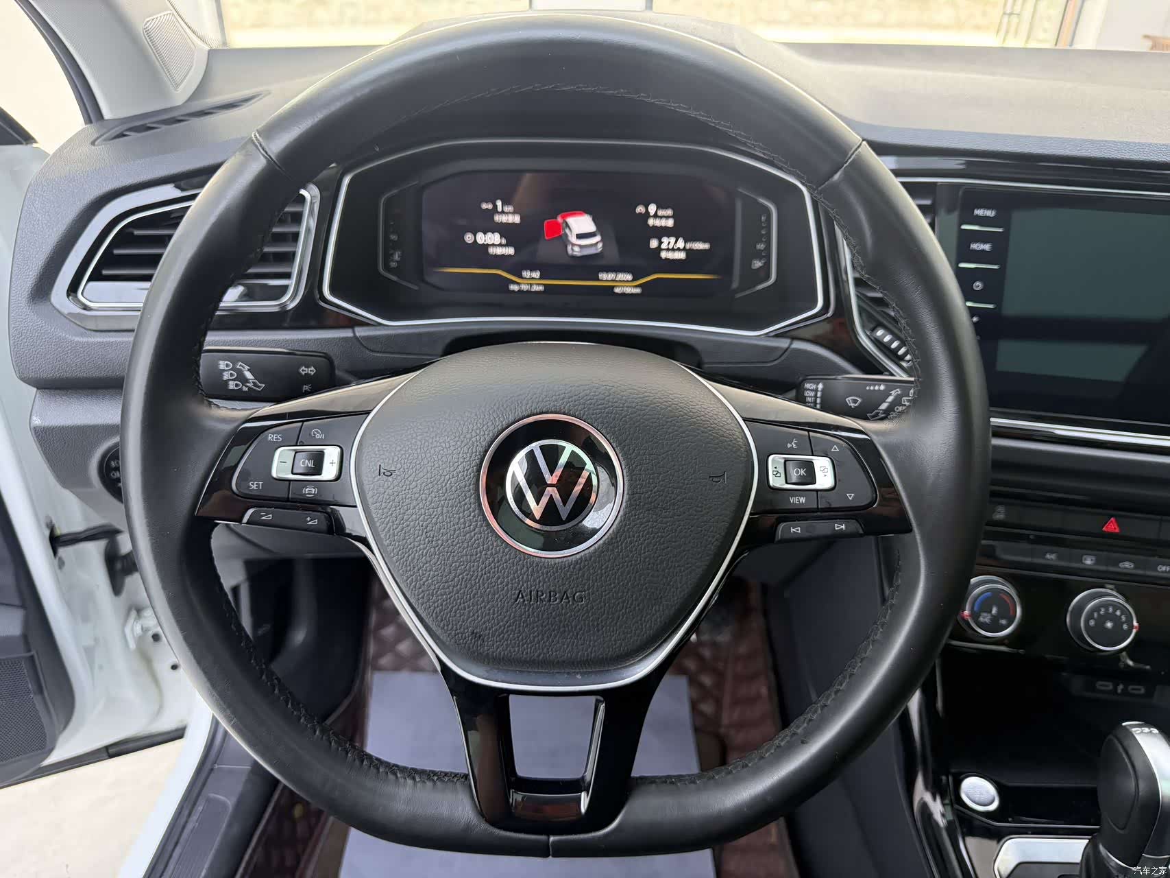 Volkswagen T-ROC, 2022 11
