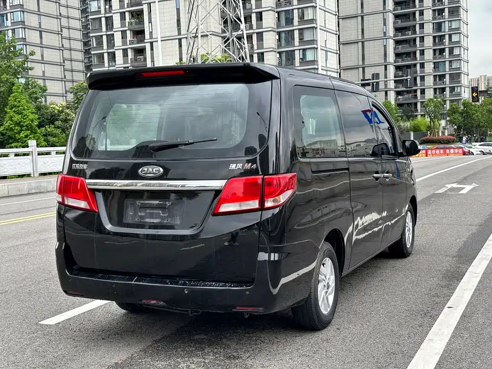 JAC Refine Ruifeng M4