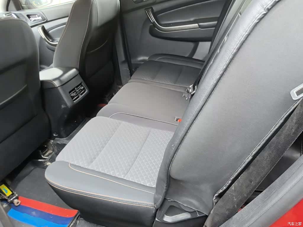Changan CX70, 2016 17