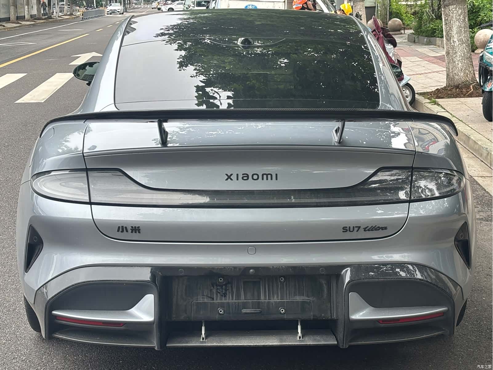 Xiaomi SU7, 2025 25