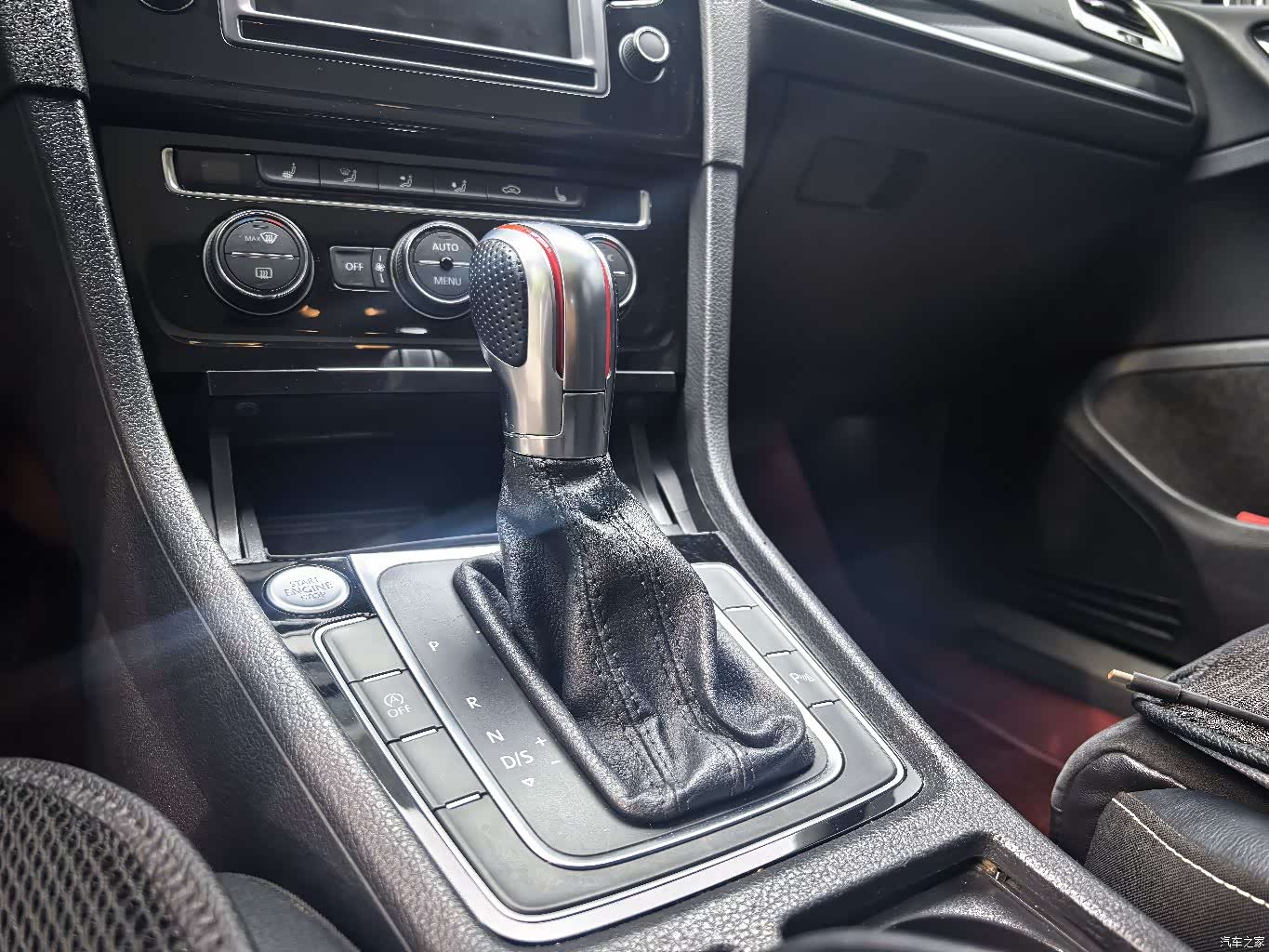 Volkswagen Golf, 2016 14