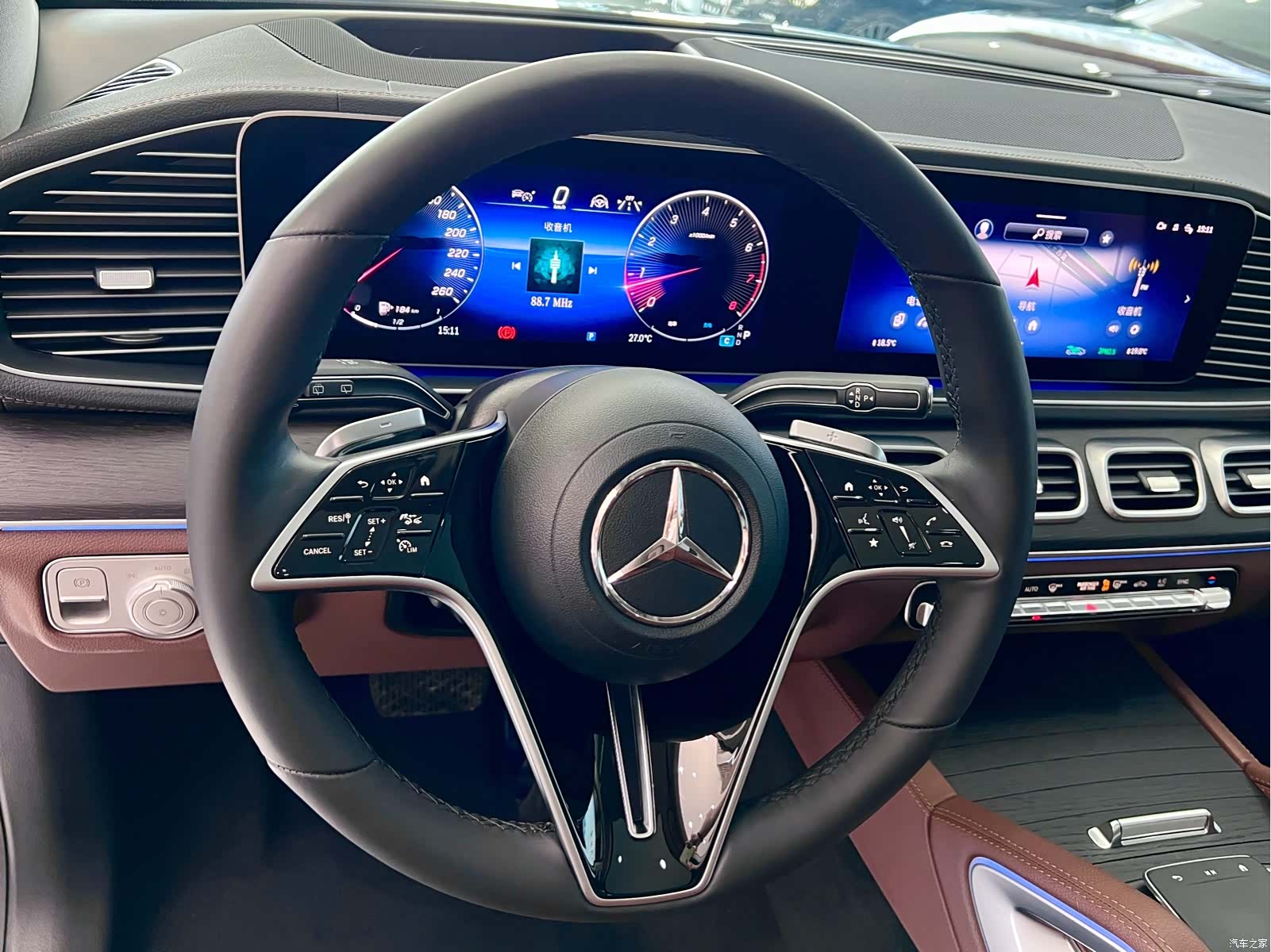 Mercedes-Benz GLE, 2024 16