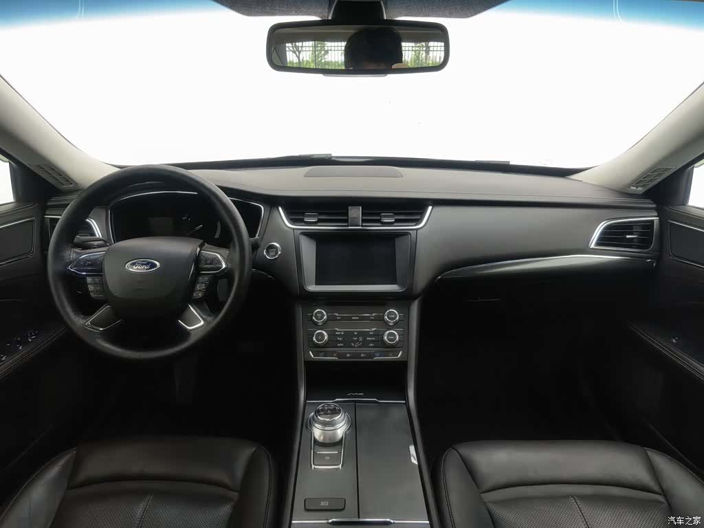 Ford Taurus, 2016 все фото