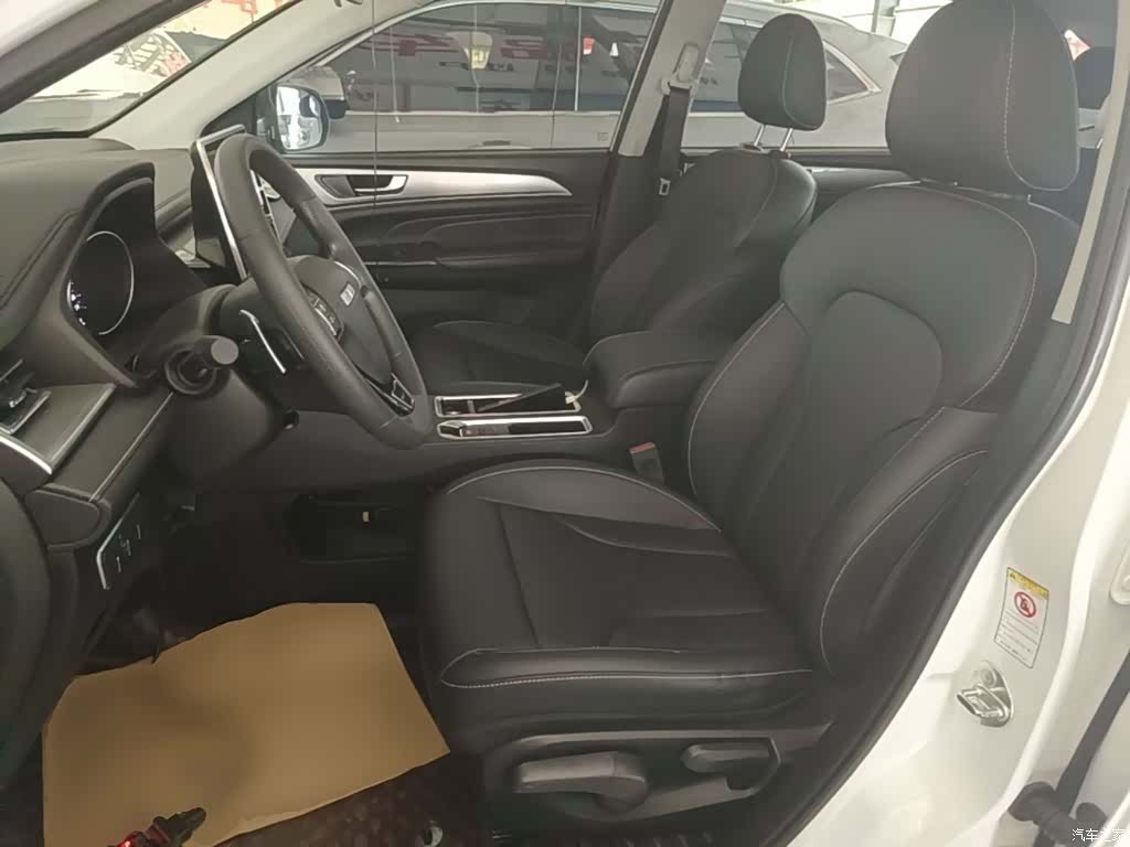 Haval M6, 2022 15