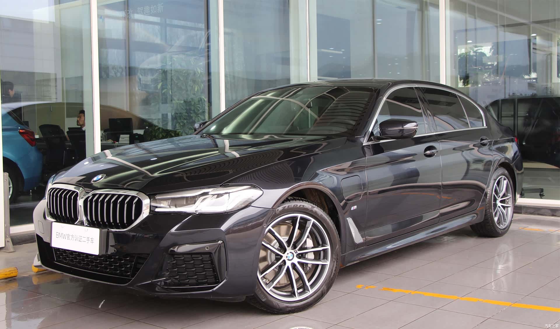 BMW 5 Series, 2023 1