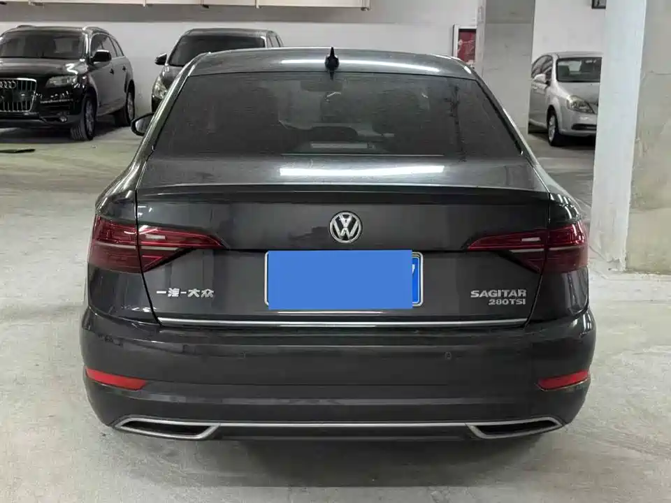 Volkswagen Sagitar