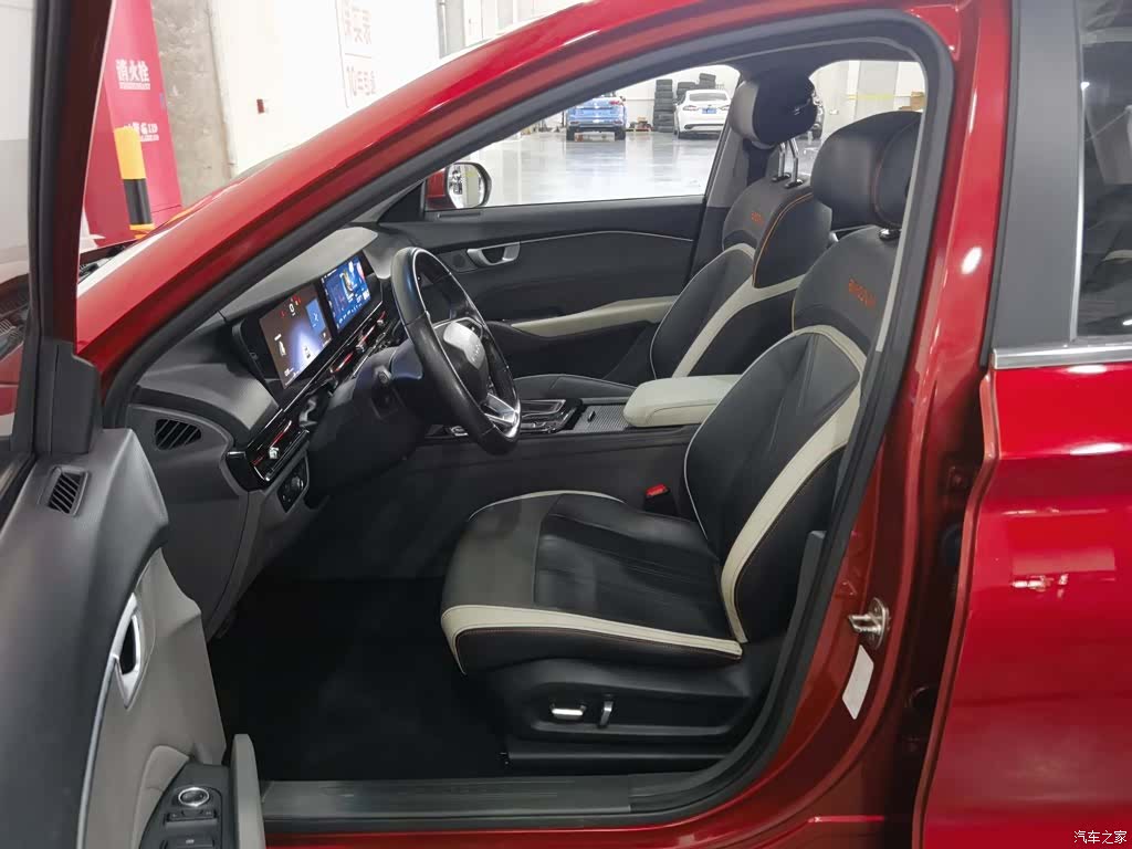 Wuling RC-6, 2019 10