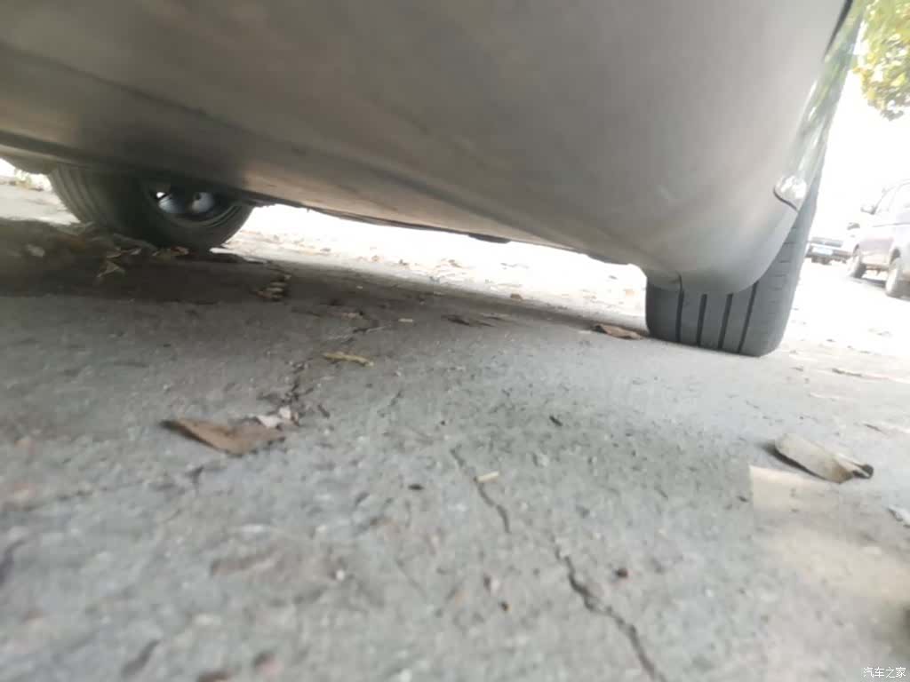 Tesla Model Y, 2023 22
