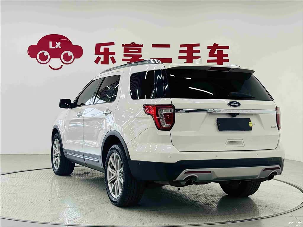 Ford Explorer, 2018 3
